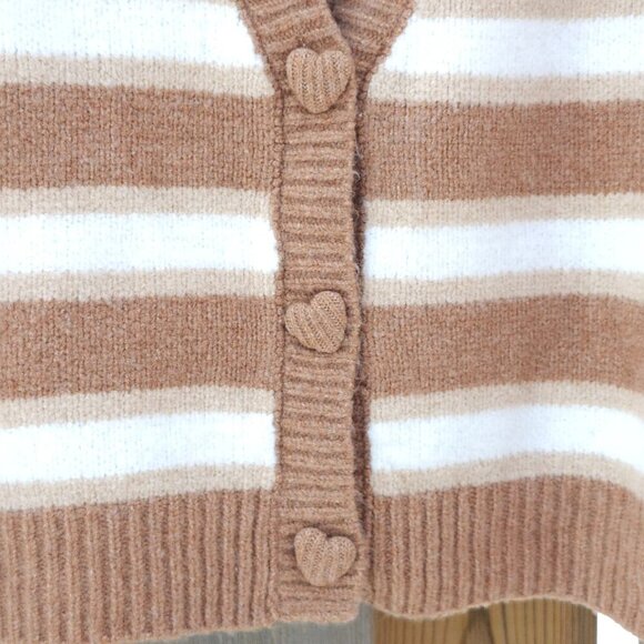 LOVELY Heart Shape Button Sweater Women's Size XL Brown White BNWT WILD SKYE - Picture 2 of 8